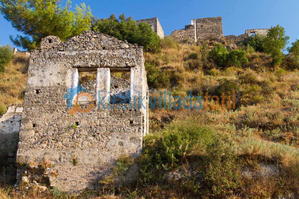 Keşfedilmeyi Bekleyen Bir Tarih Hazinesi: Fethiye Kayaköy